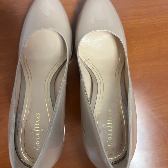 Nude Cole Haan Heels - Picture 5 of 9